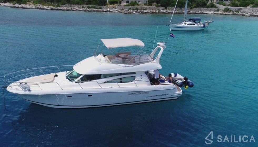 Prestige 46 Fly - Yacht Charter Sailica