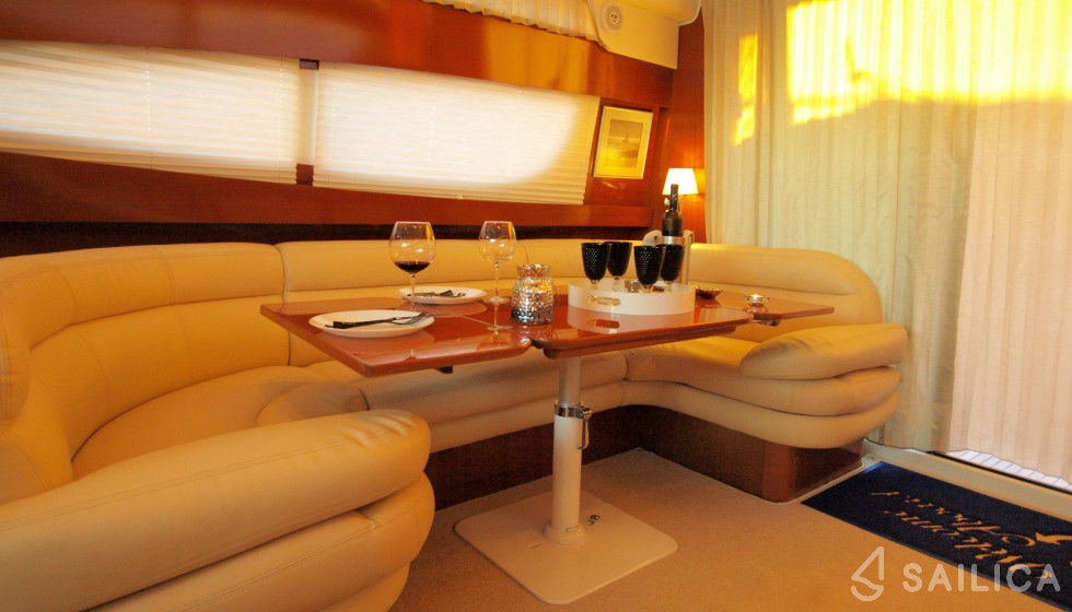 Prestige 46 Fly - Yacht Charter Sailica