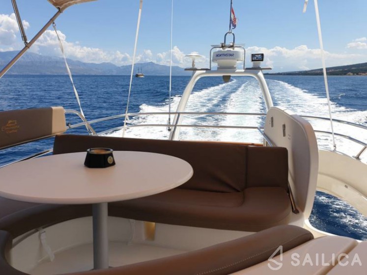 Prestige 46 Fly - Yacht Charter Sailica