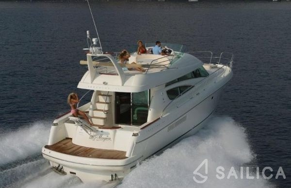 Prestige 46 Fly - Yacht Charter Sailica
