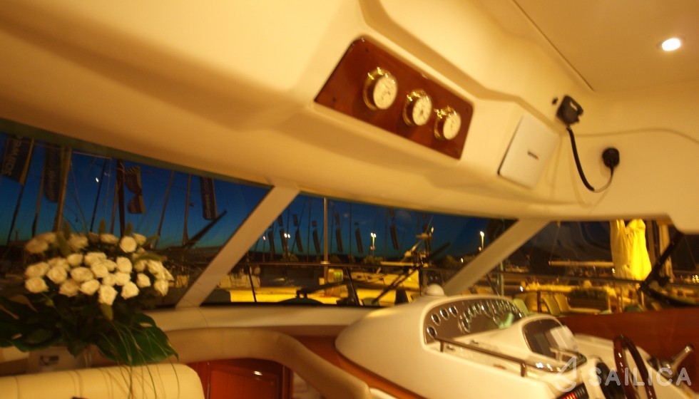 Prestige 46 Fly - Yacht Charter Sailica