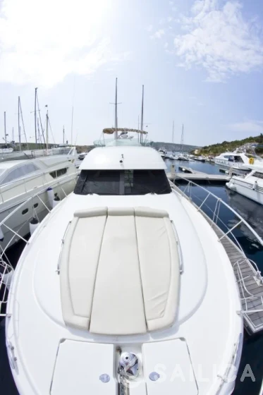 Prestige 46 Fly - Yacht Charter Sailica