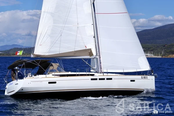 Sun Odyssey 519 - Yacht Charter Sailica