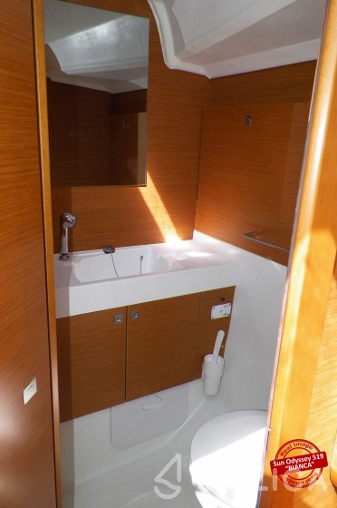 Sun Odyssey 519 - Yacht Charter Sailica