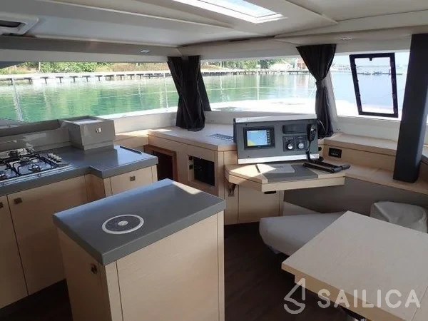 Saona 47 - Yacht Charter Sailica