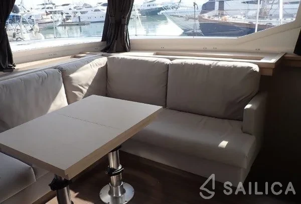 Saona 47 - Yacht Charter Sailica