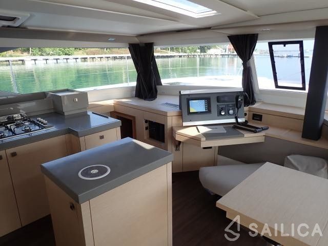 Saona 47 - Yacht Charter Sailica