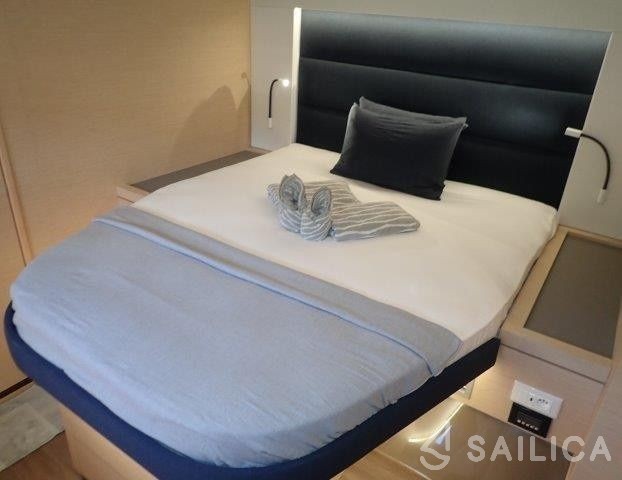 Saona 47 - Yacht Charter Sailica