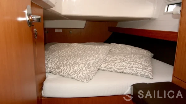 Bavaria 41 Cruiser - Yacht Charter Sailica