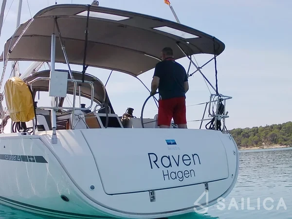 Bavaria 41 Cruiser - Yacht Charter Sailica