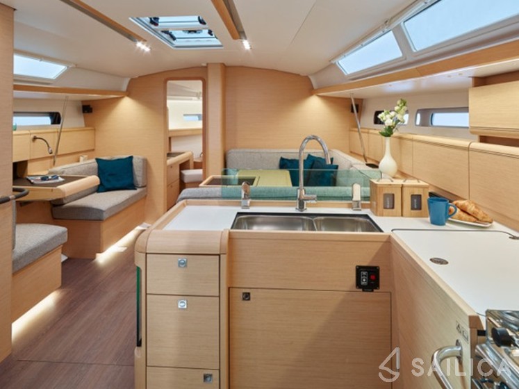 Sun Odyssey 449 - Yacht Charter Sailica