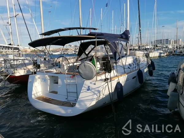 Oceanis 46 - Yacht Charter Sailica