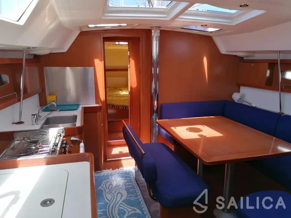 Oceanis 46 - Yacht Charter Sailica