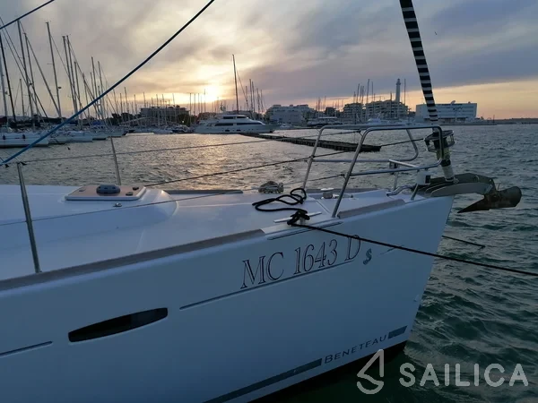Oceanis 46 - Yacht Charter Sailica