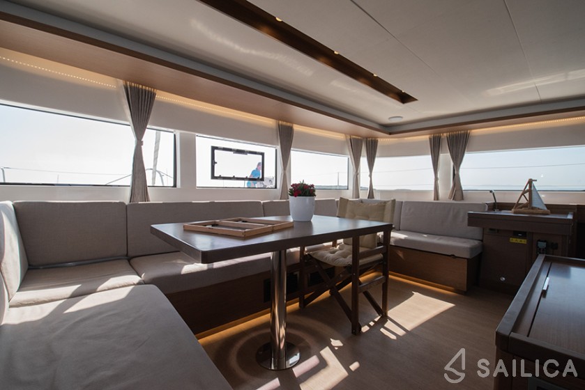 Lagoon 50 - Yacht Charter Sailica