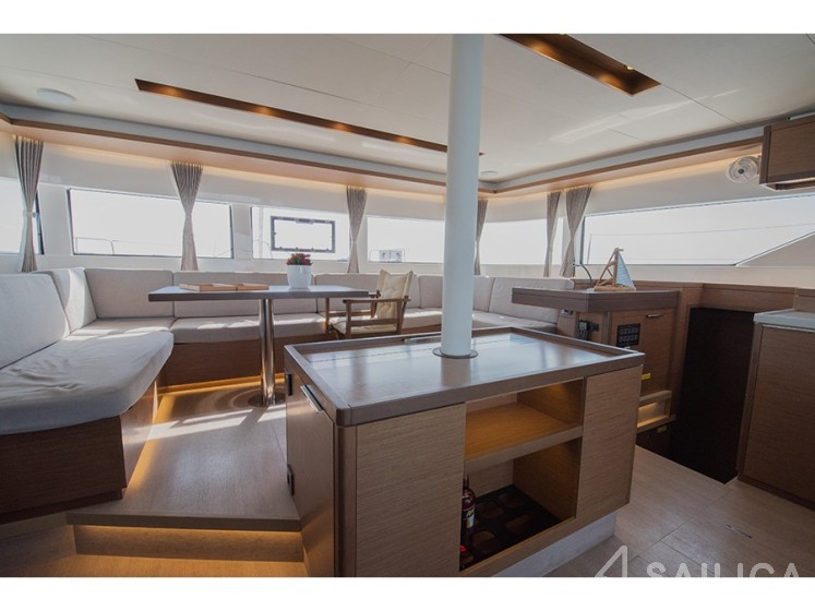 Lagoon 50 - Yacht Charter Sailica