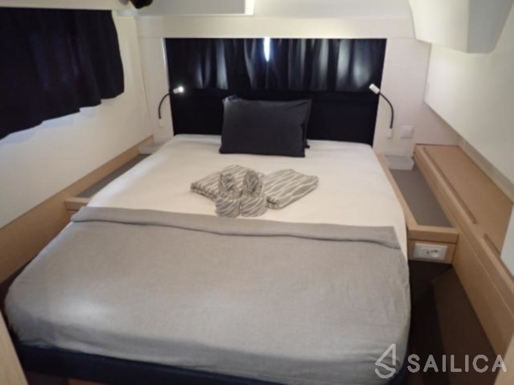 Saona 47 - Yacht Charter Sailica