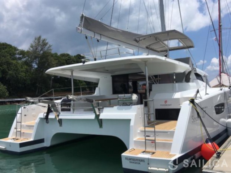 Saona 47 - Yacht Charter Sailica