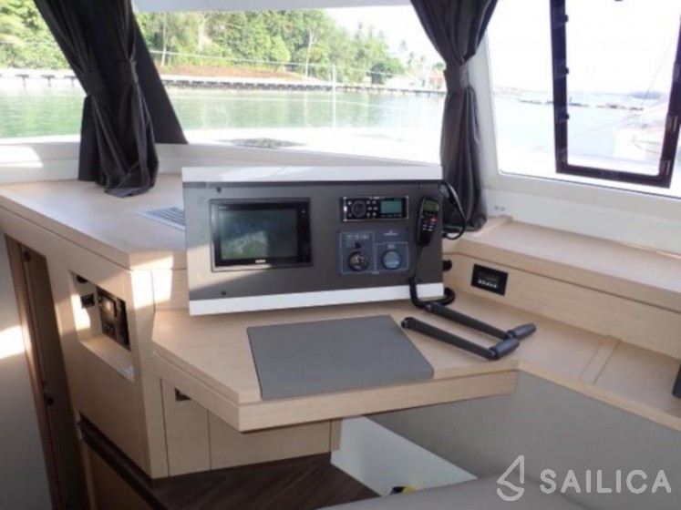 Saona 47 - Yacht Charter Sailica