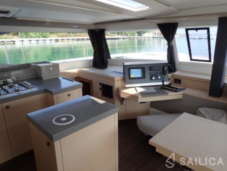 Saona 47 - Yacht Charter Sailica