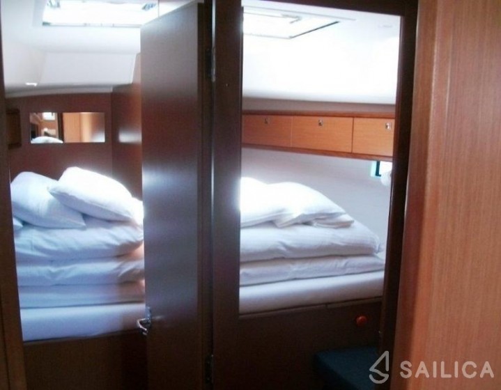Bavaria 46 Cruiser - Yacht Charter Sailica