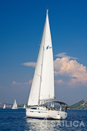 Bavaria 46 Cruiser - Yacht Charter Sailica