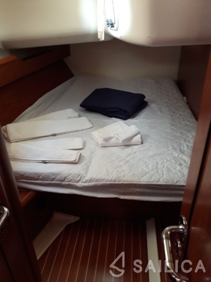 Sun Odyssey 49 - Yacht Charter Sailica