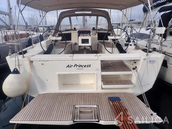 Dufour 430 Grand Large - Yacht Charter Sailica