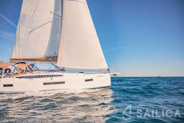 Sun Odyssey 410 - Yacht Charter Sailica