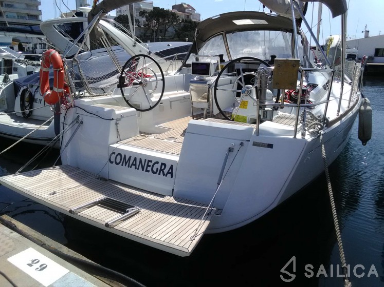 Sun Odyssey 419 - Yacht Charter Sailica