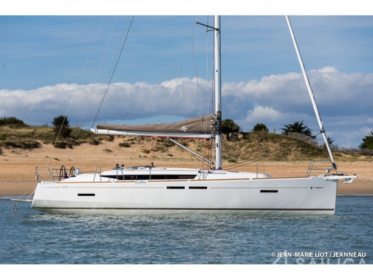 Sun Odyssey 419 - Yacht Charter Sailica