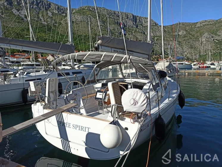 Hanse 388 - Yacht Charter Sailica