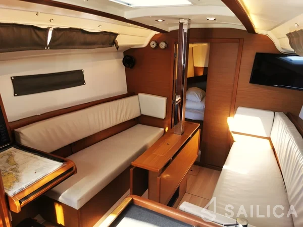 Sun Odyssey 349 - Yacht Charter Sailica