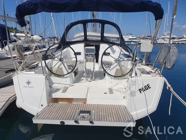 Sun Odyssey 349 - Yacht Charter Sailica