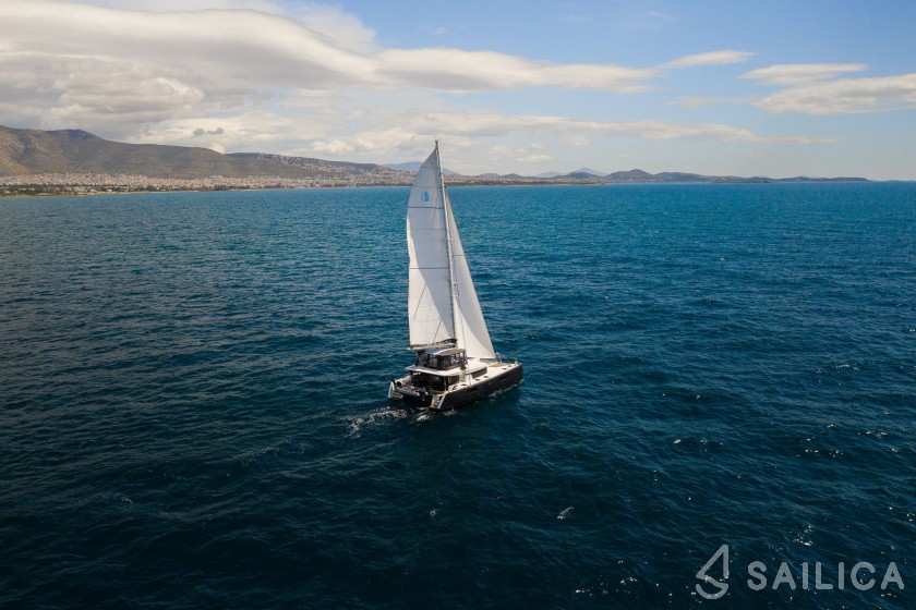 Lagoon 52 - Yacht Charter Sailica