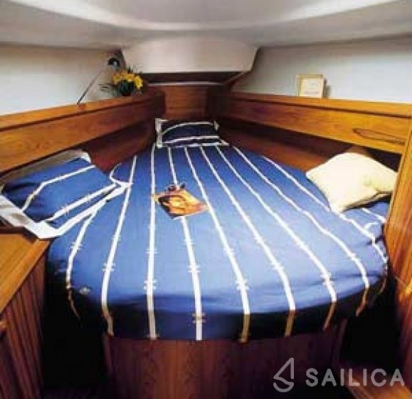Sun Odyssey 37 - Yacht Charter Sailica