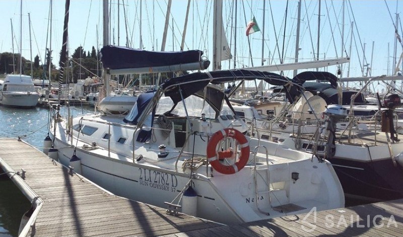 Sun Odyssey 37 - Yacht Charter Sailica