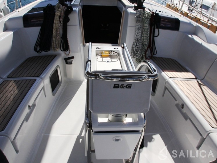 Sun Odyssey 439 - Yacht Charter Sailica
