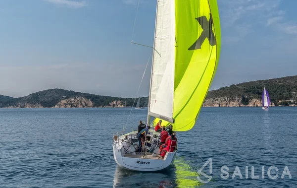 X 4-3 - Yacht Charter Sailica