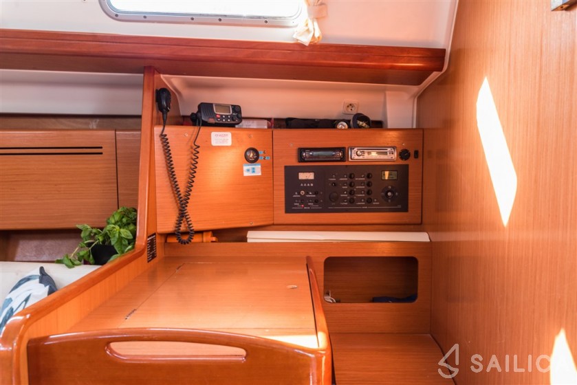 Cyclades 50.5 - Yacht Charter Sailica