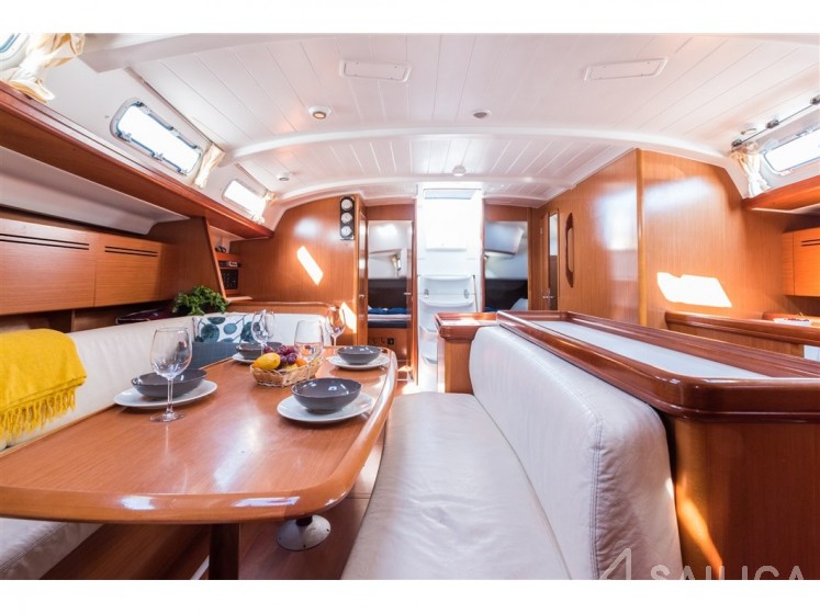 Cyclades 50.5 - Yacht Charter Sailica