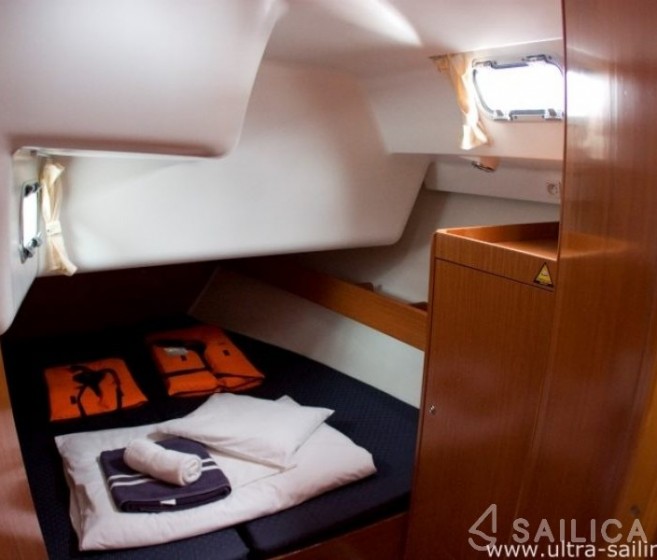 Cyclades 50.5 - Yacht Charter Sailica