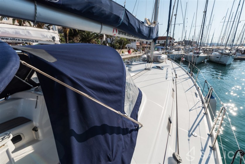 Cyclades 50.5 - Yacht Charter Sailica