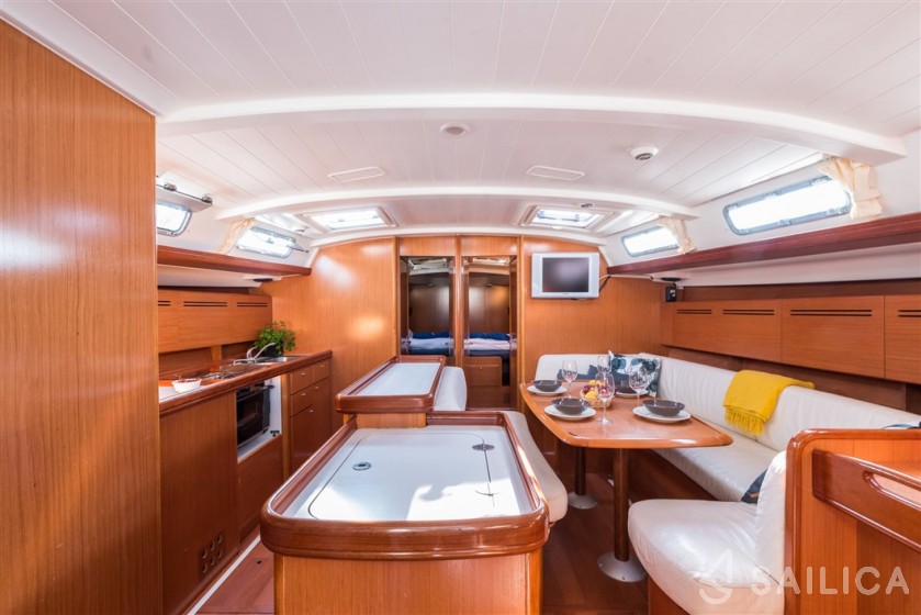 Cyclades 50.5 - Yacht Charter Sailica