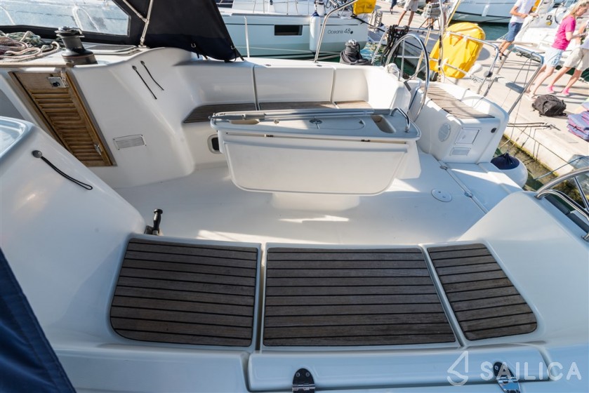 Cyclades 50.5 - Yacht Charter Sailica