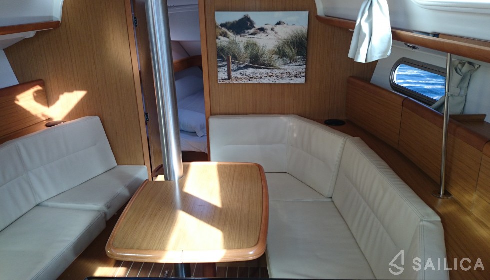 Sun Odyssey 36i - Yacht Charter Sailica
