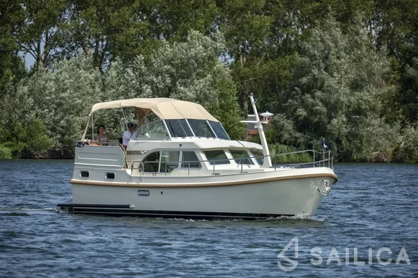 Grand Sturdy 35.0 AC - Yacht Charter Sailica