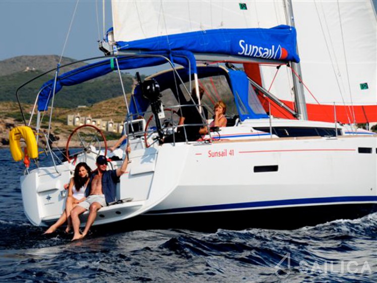 Sun Odyssey 419 - Yacht Charter Sailica