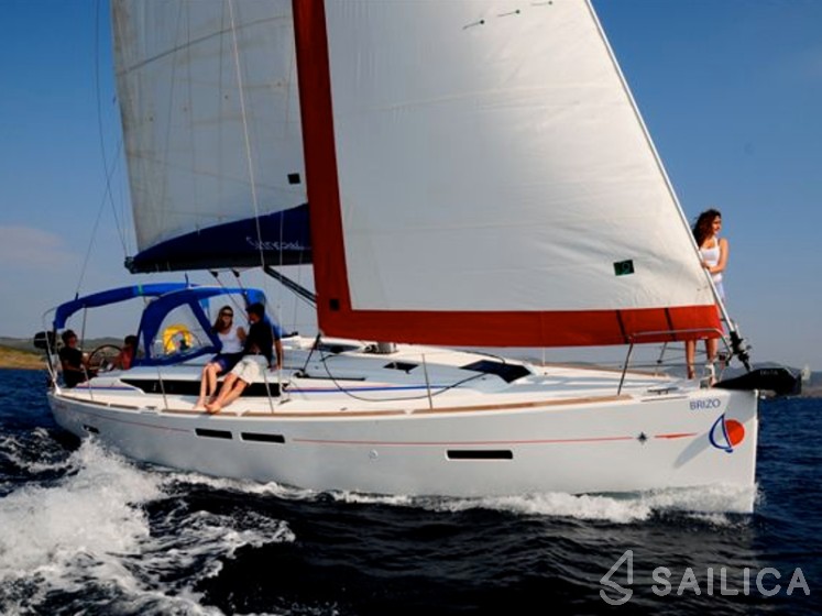 Sun Odyssey 419 - Yacht Charter Sailica