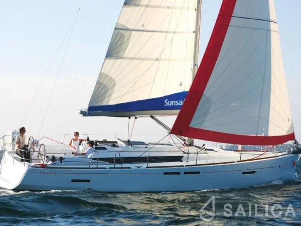 Sun Odyssey 419 - Yacht Charter Sailica